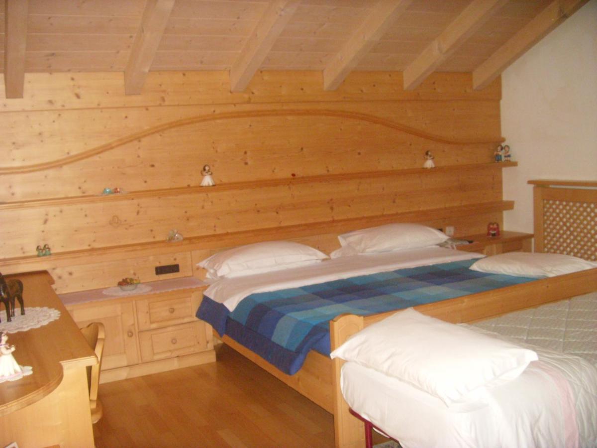 Albergo Garni' Laura Baselga di Pine Exterior photo